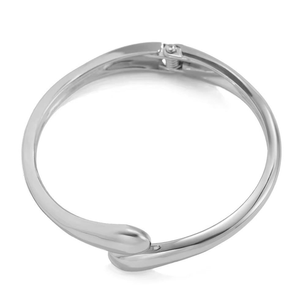 Rahma Haya Wave Bracelet